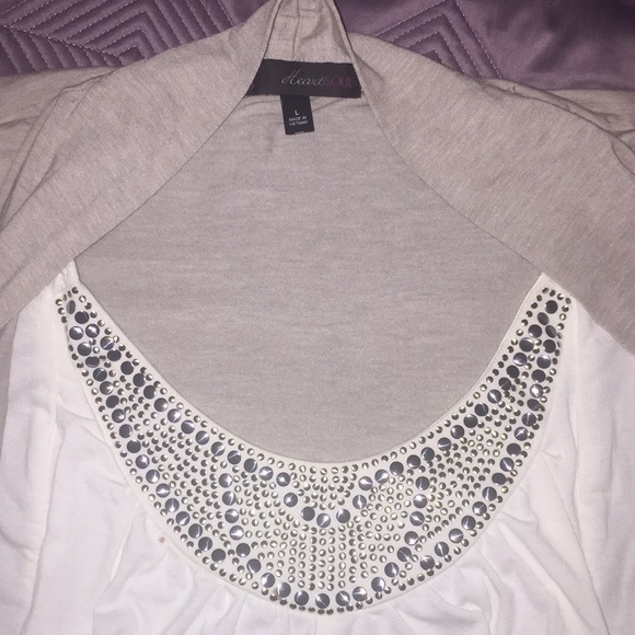 Embellished Ruffled Layered Blouse - Picture 4 of 6